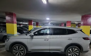 BYD Song Plus 2025 White