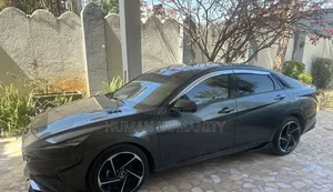 Hyundai Avante 2021 Gray