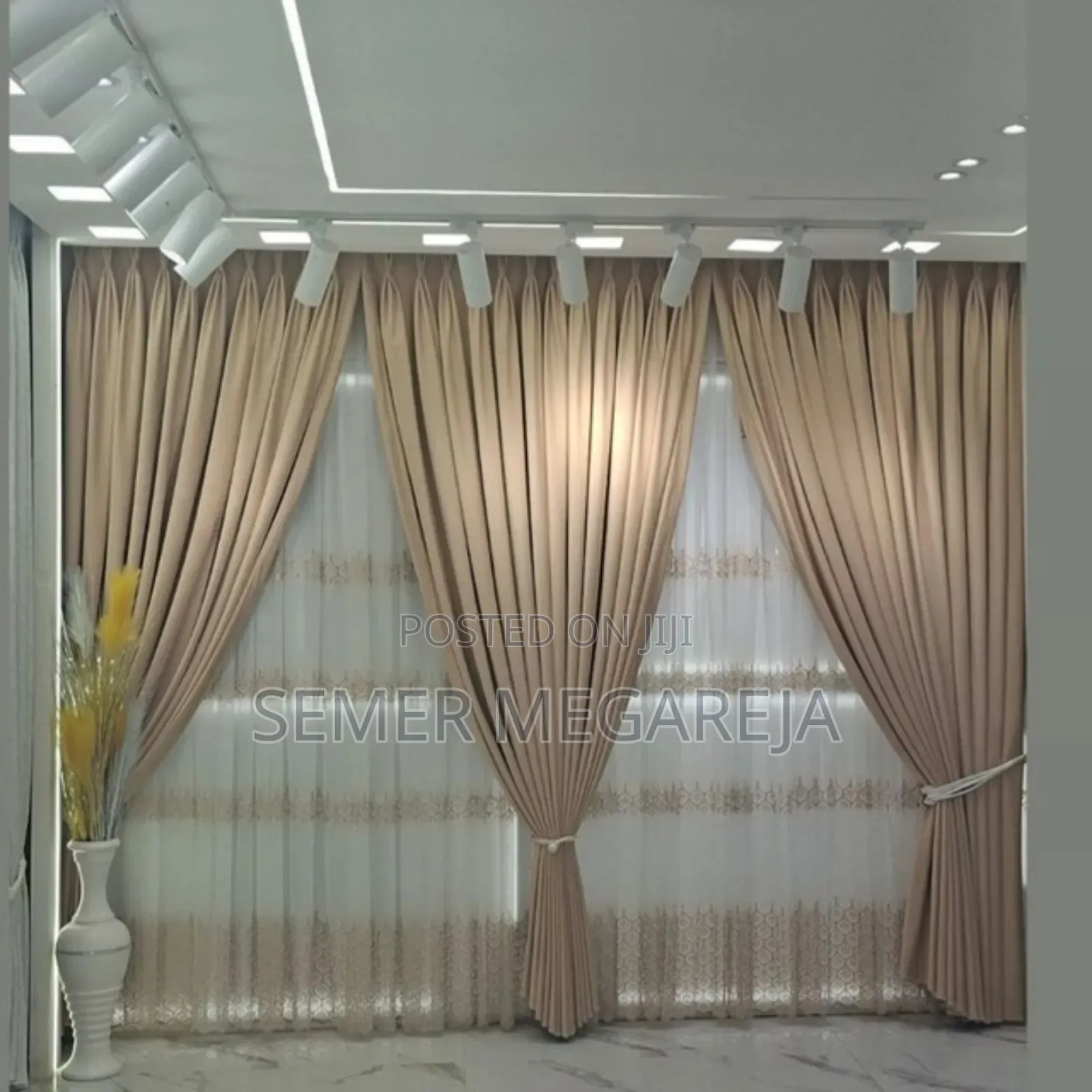 Curtain Semer