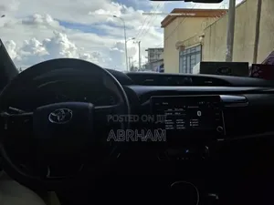 Toyota Hilux 2022 Gray