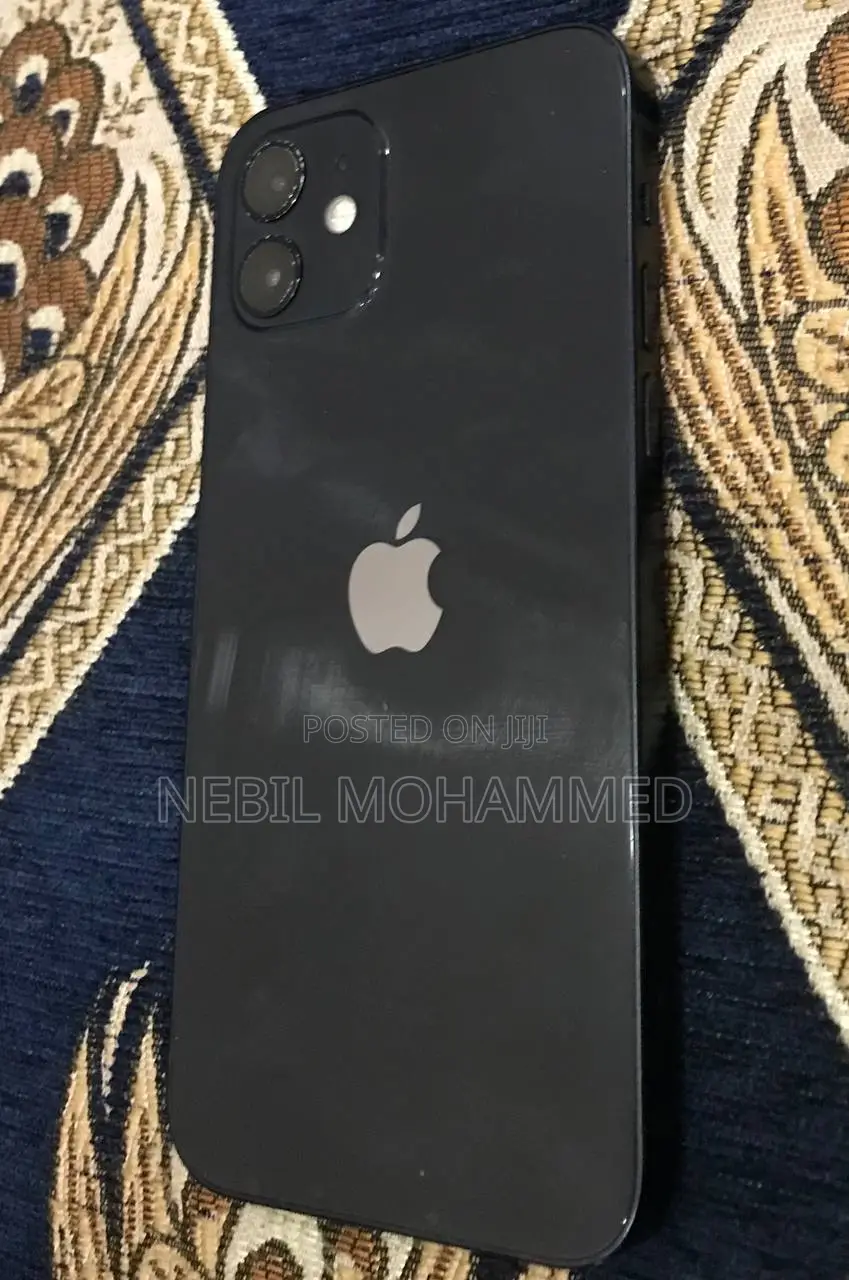 Apple iPhone 12 64 GB Black
