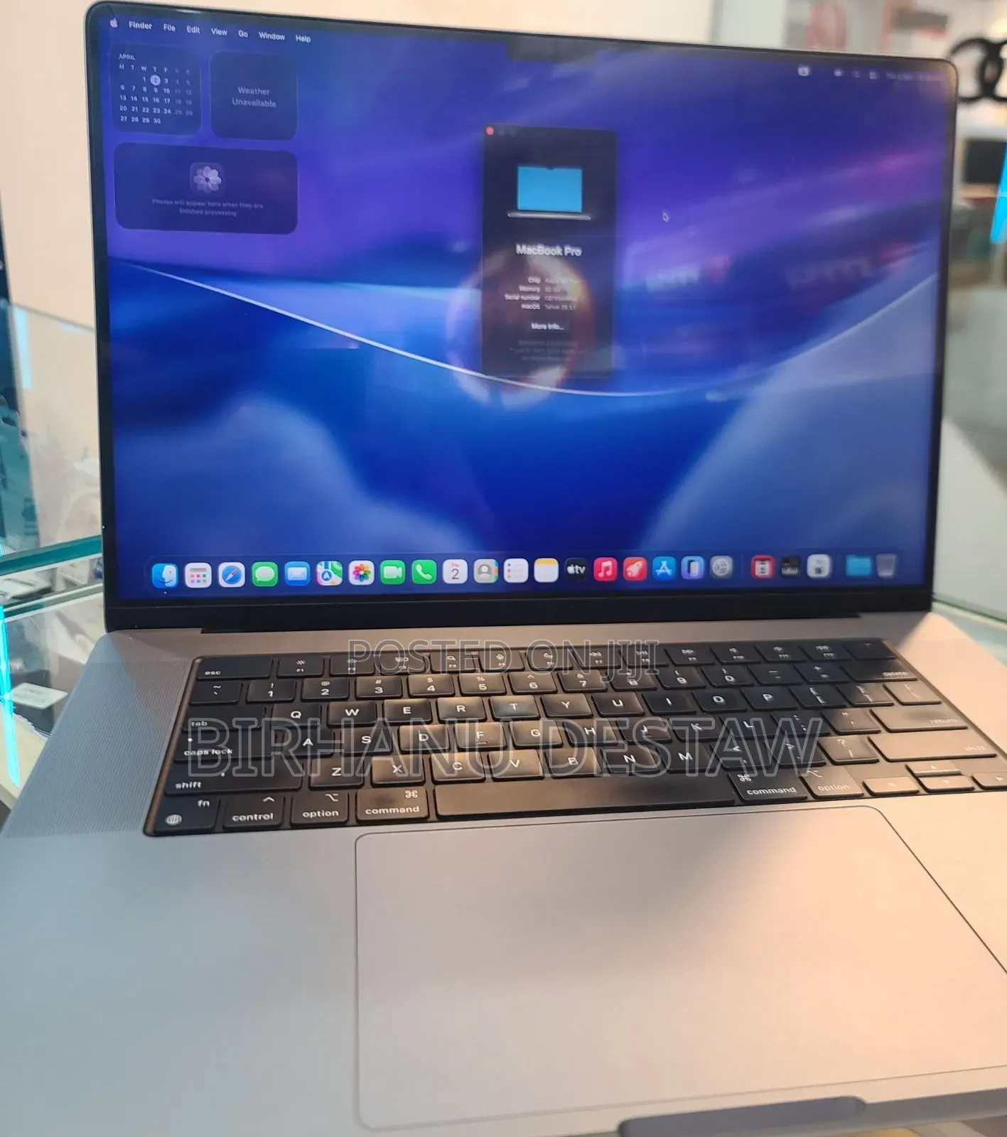 New Laptop Apple MacBook Pro 2021 M1 32GB Apple M1 Pro SSD 512GB