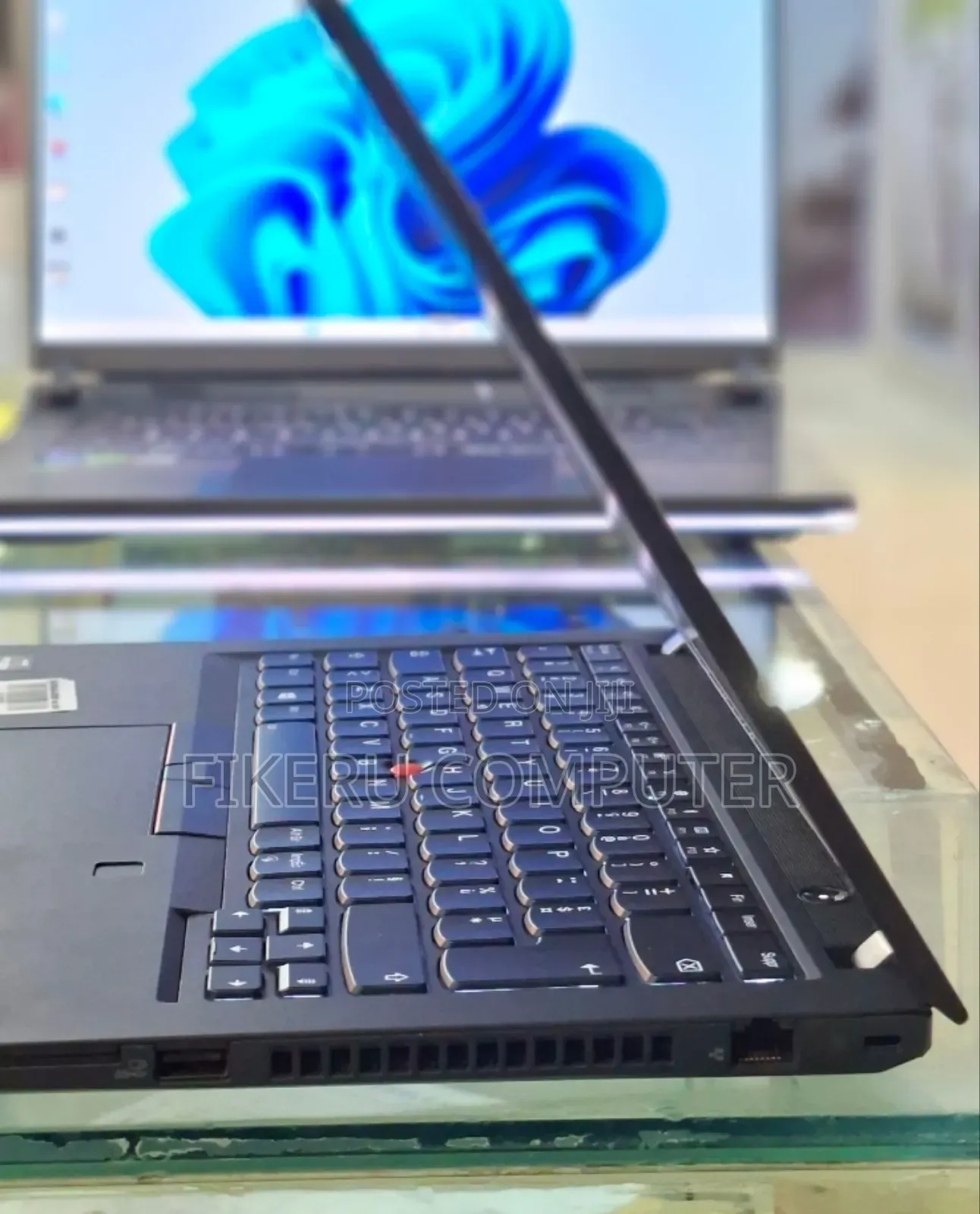 New Laptop Lenovo ThinkPad t495s 16GB AMD Ryzen 5 SSD 512GB