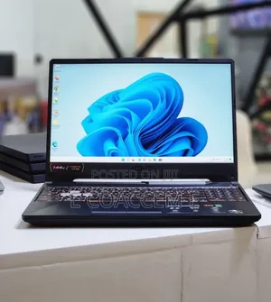 New Laptop Asus 16GB AMD Ryzen 5 SSD 512GB
