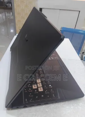 New Laptop Asus 16GB AMD Ryzen 5 SSD 512GB