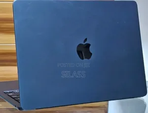 New Laptop Apple MacBook Air 2025 M4 13-inch 16GB Apple M4 SSD 256GB