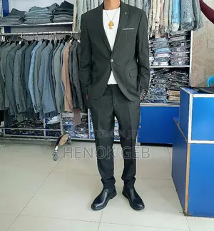 Clean Men’S Suit Size 48 Xl – Affordable Price, Negotiable