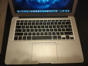 Laptop Apple MacBook 2011 4GB Intel Core i5 SSD 128GB