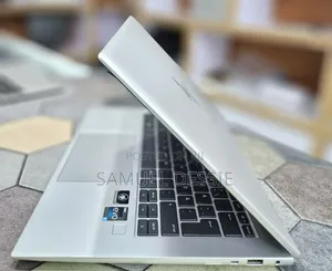 New Laptop HP EliteBook x360 1040 G9 16GB Intel Core i5 SSD 512GB
