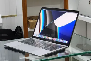 New Laptop Apple MacBook Pro 2019 16GB Intel Core i7 SSD 1T