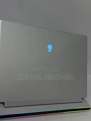New Laptop Alienware M17x R2 32GB Intel Core i9 SSD 1T