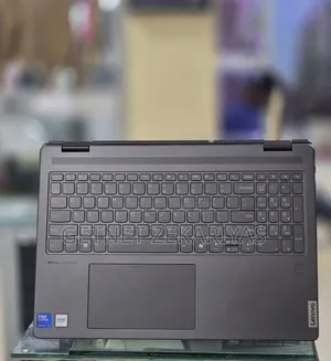New Laptop Lenovo Yoga 7i 16GB Intel Core Ultra 5 SSD 512GB