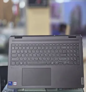 New Laptop Lenovo Yoga 7i 16GB Intel Core Ultra 5 SSD 512GB