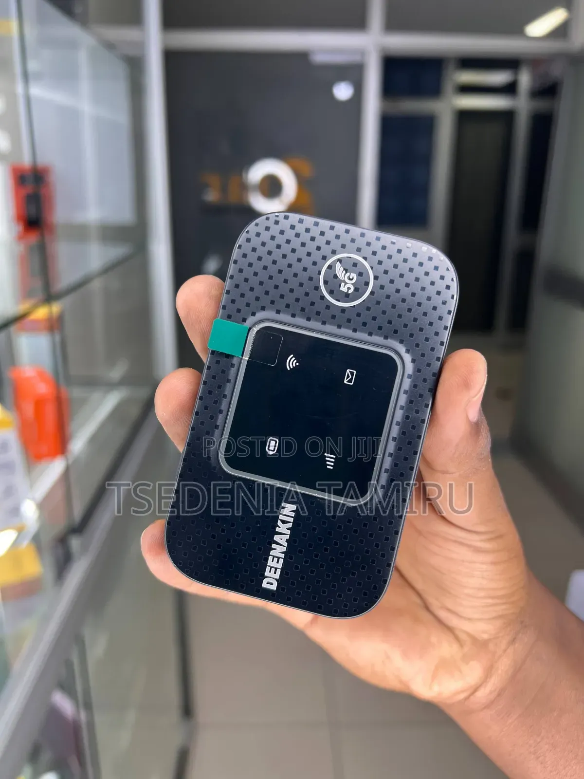 5g Lte Wireless Modem Wifi Pro, a Portable Mifi Device