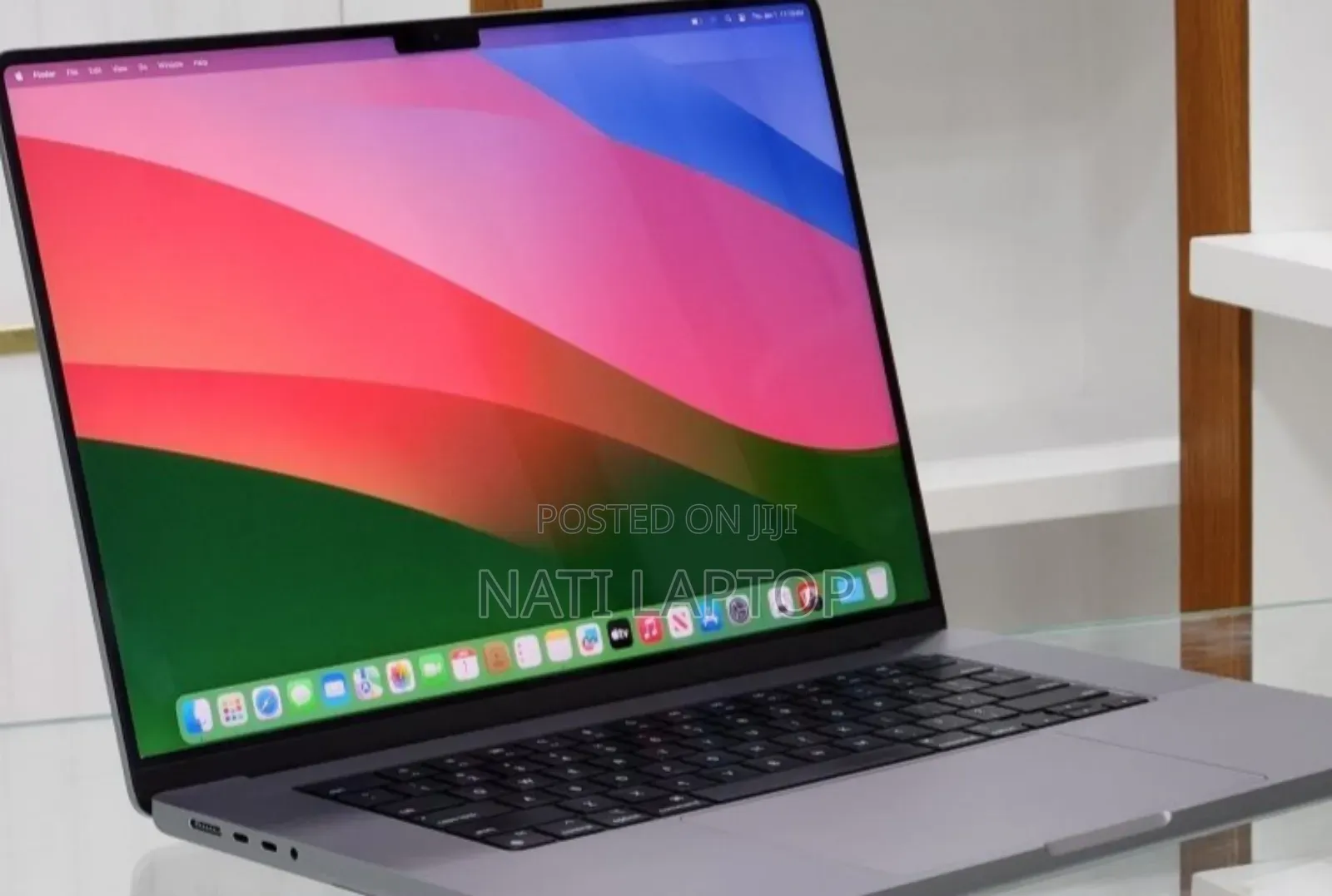 New Laptop Apple MacBook Pro M1 32GB Apple M1 Pro SSD 512GB