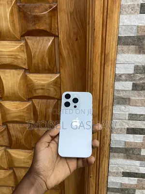 New Apple iPhone 15 Pro 128 GB White