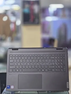 New Laptop Lenovo Yoga 7i 16GB Intel Core Ultra 5 SSD 512GB