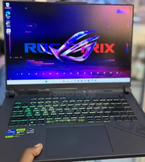 New Laptop Asus ROG Strix G15 16GB Intel Core i7 SSD 1T