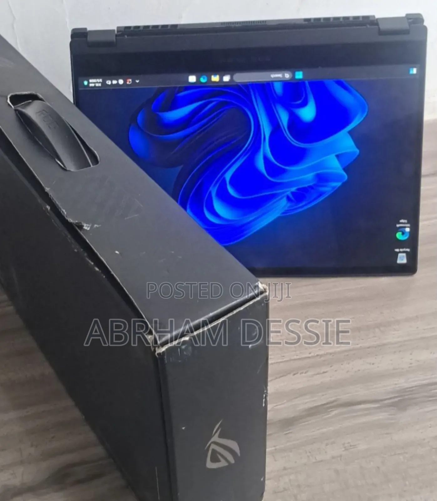 New Laptop Asus 16GB AMD Ryzen 9 SSD 512GB