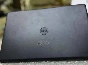 New Laptop Dell Vostro 3520 8GB Intel Core i5 HDD 1T