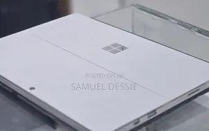 New Laptop Microsoft Surface Pro 4 8GB Intel Core i5 SSD 256GB