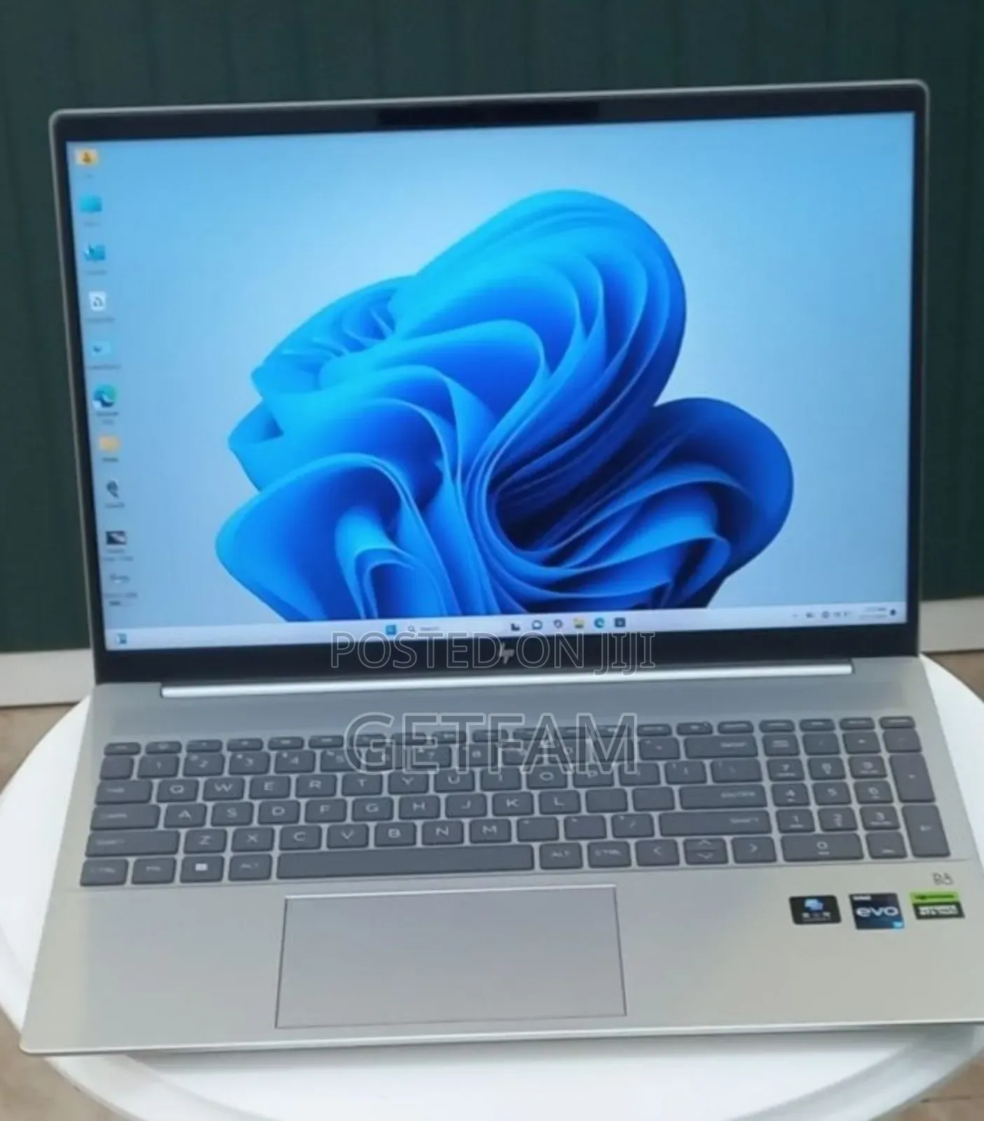New Laptop HP Pavilion 15 16GB Intel Core i7 SSD 1T