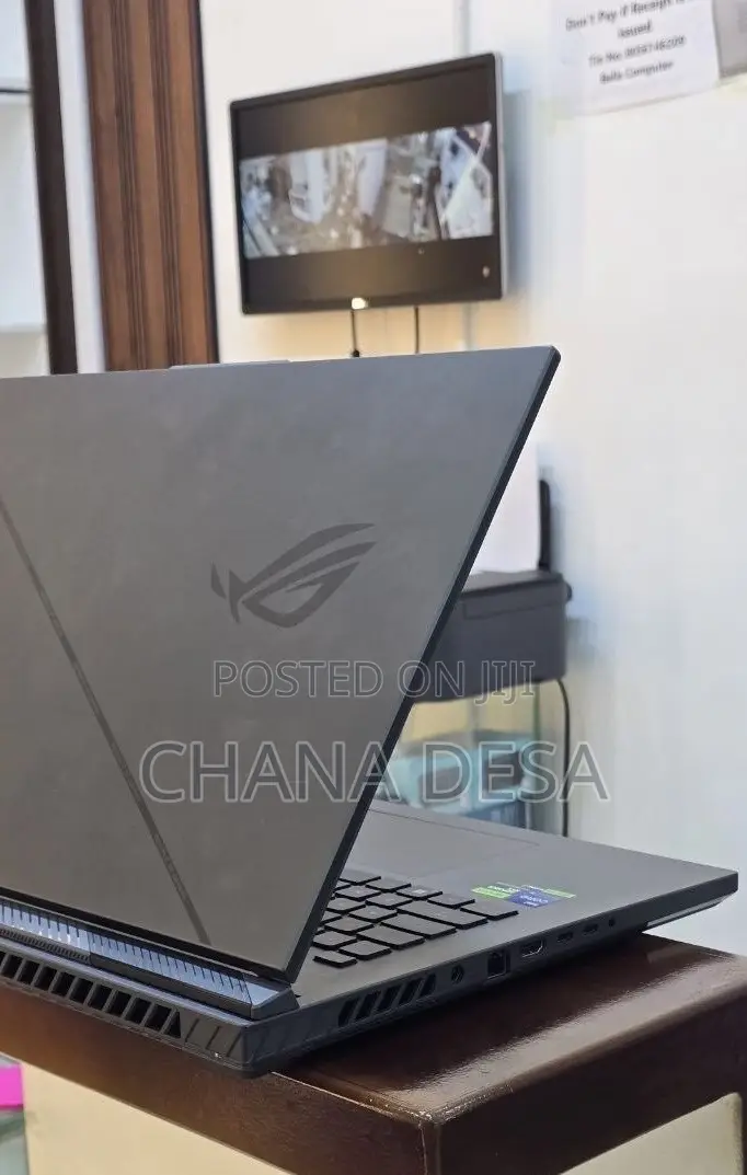 New Laptop Asus 16GB Intel Core i9 SSD 1T