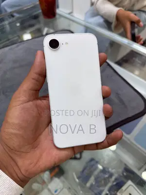 New Apple iPhone 16e 128 GB White