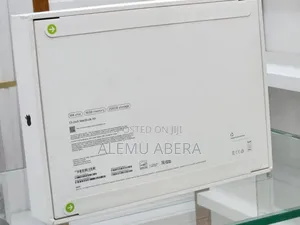 New Laptop Apple MacBook Air 2025 M4 13-inch 16GB Apple M4 SSD 256GB