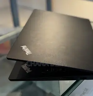 New Laptop Lenovo 8GB Intel Core i5 SSD 512GB