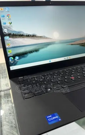 New Laptop Lenovo 8GB Intel Core i5 SSD 512GB