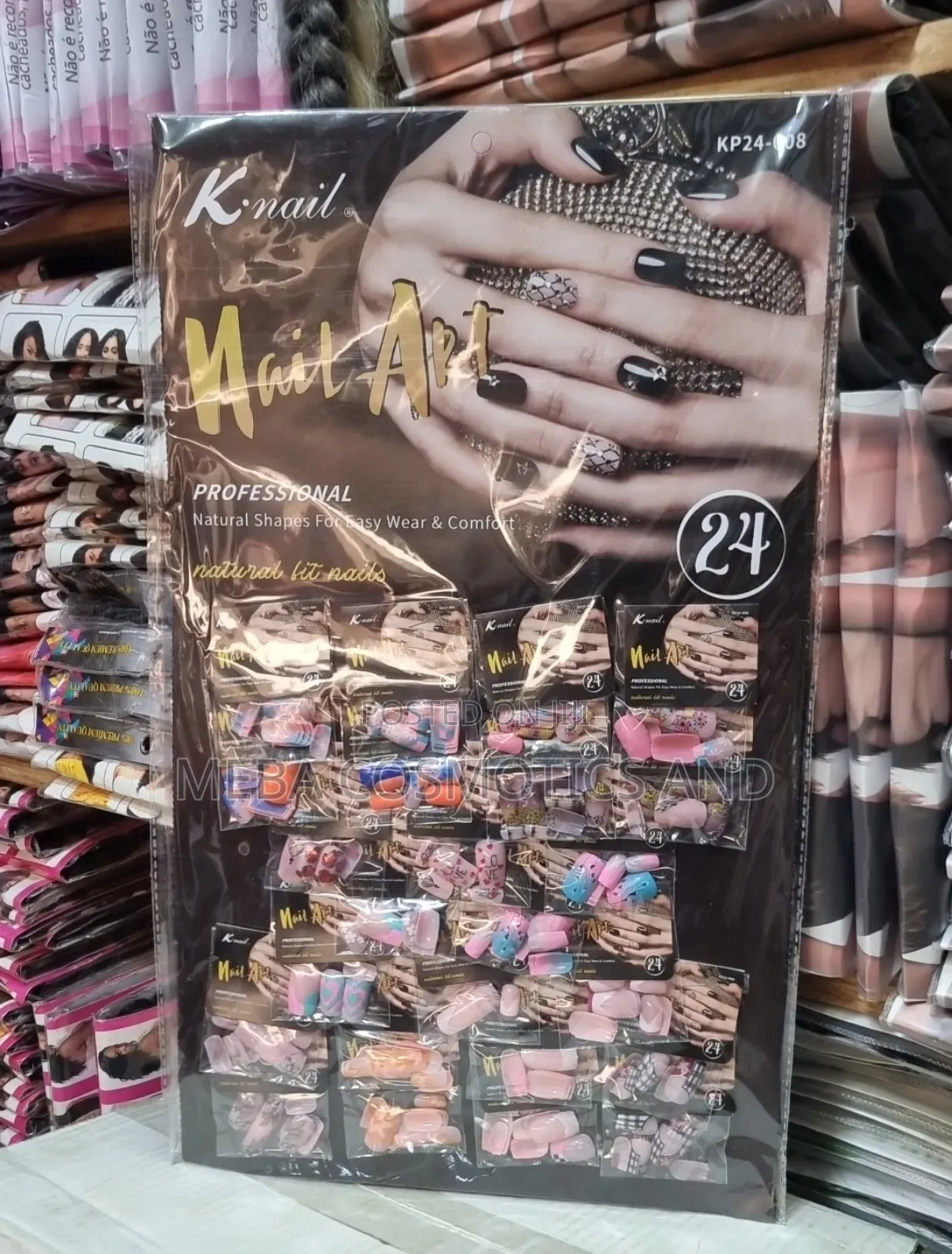 Artificial Nail Design (ጥፍር)