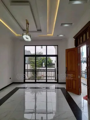 Furnished 5bdrm House in Bole for sale