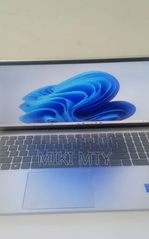 New Laptop Dell Inspiron 15 16GB Intel Core i7 SSD 512GB