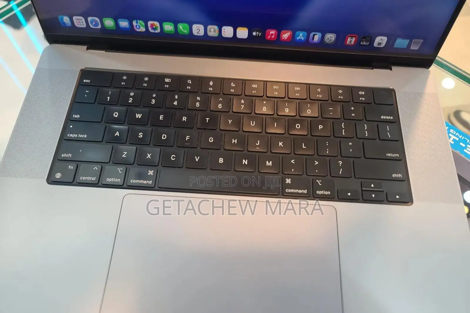 New Laptop Apple MacBook Pro 2020 M1 32GB Intel SSD 512GB