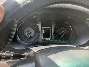 Toyota Hilux 2021 Gray