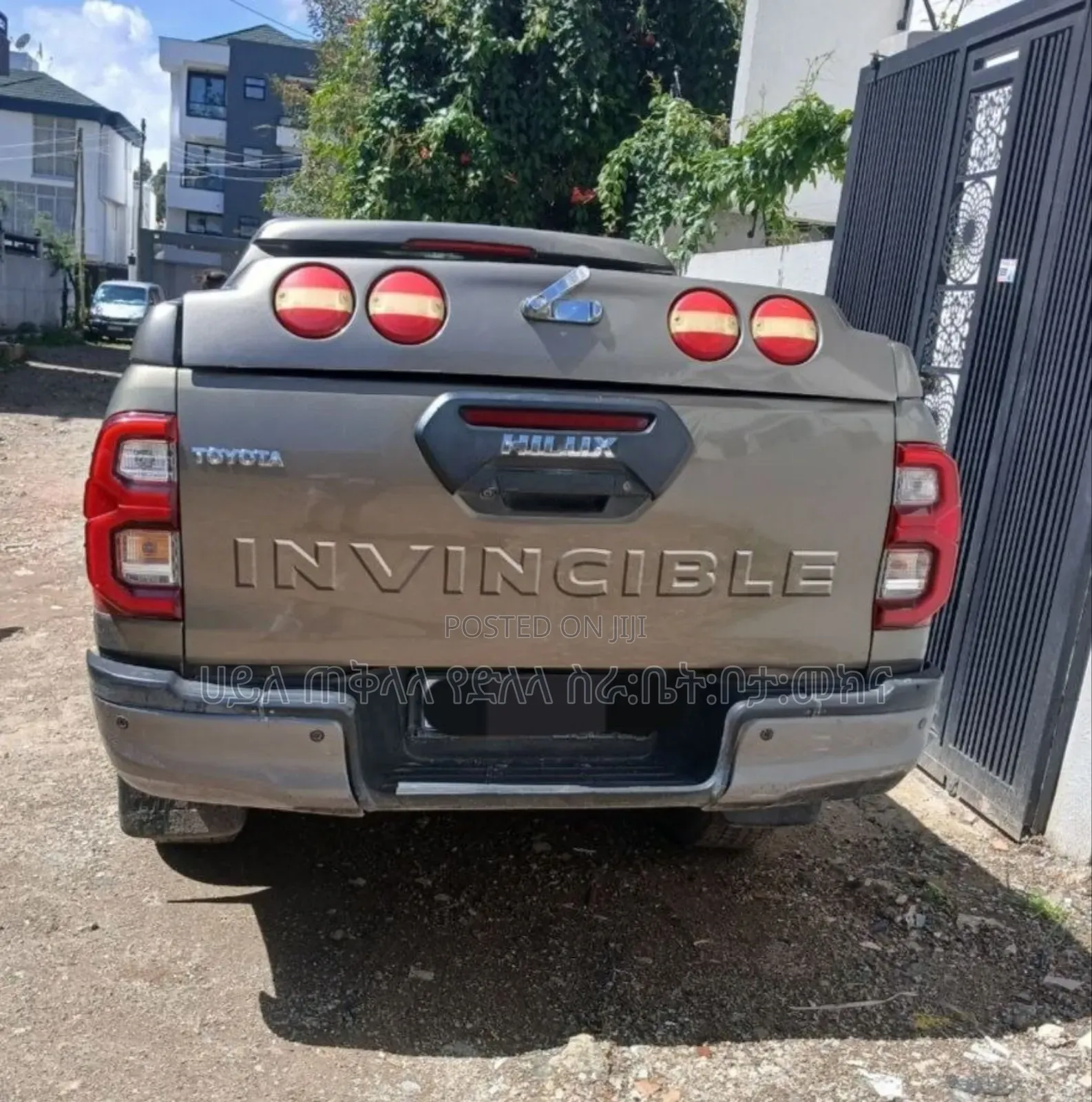 Toyota Hilux 2021 Gray
