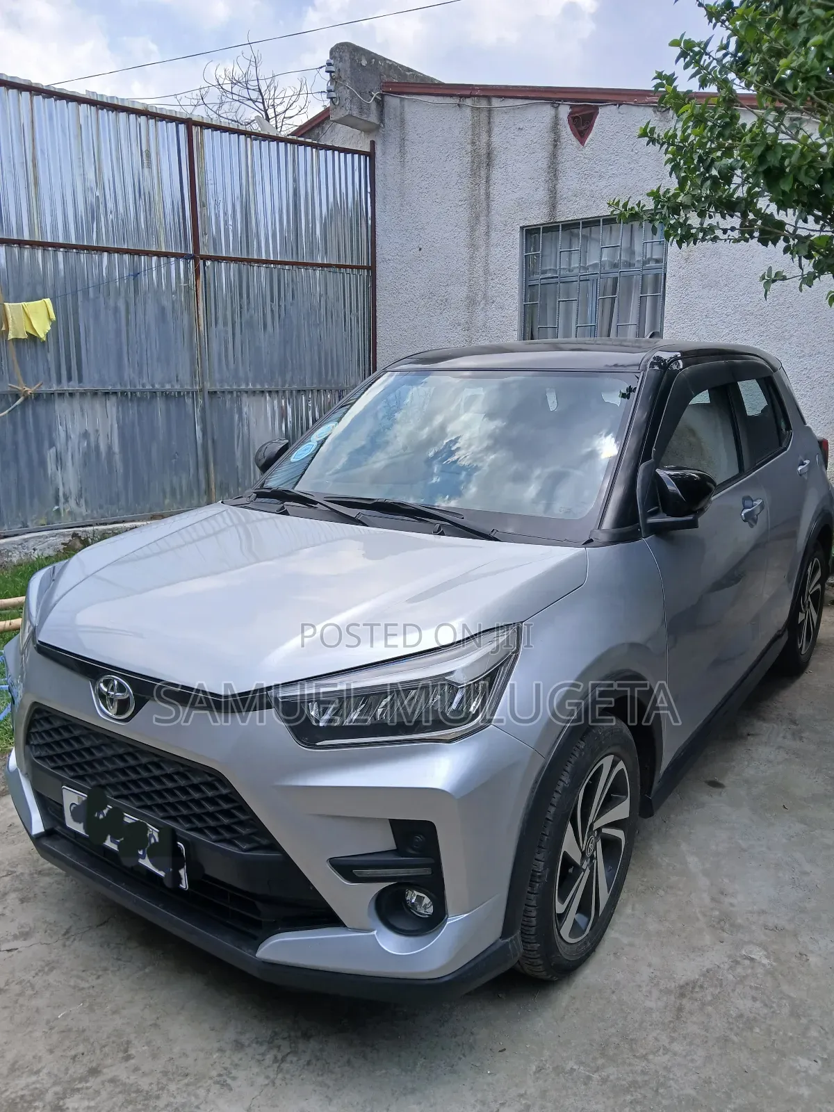 Toyota Raize 1.0 AWD 2022 Silver