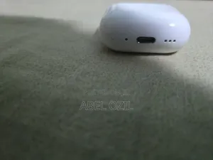 Appel Airpod 4
