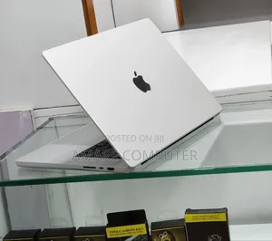 New Laptop Apple MacBook Pro M1 16GB Apple M1 Pro SSD 512GB