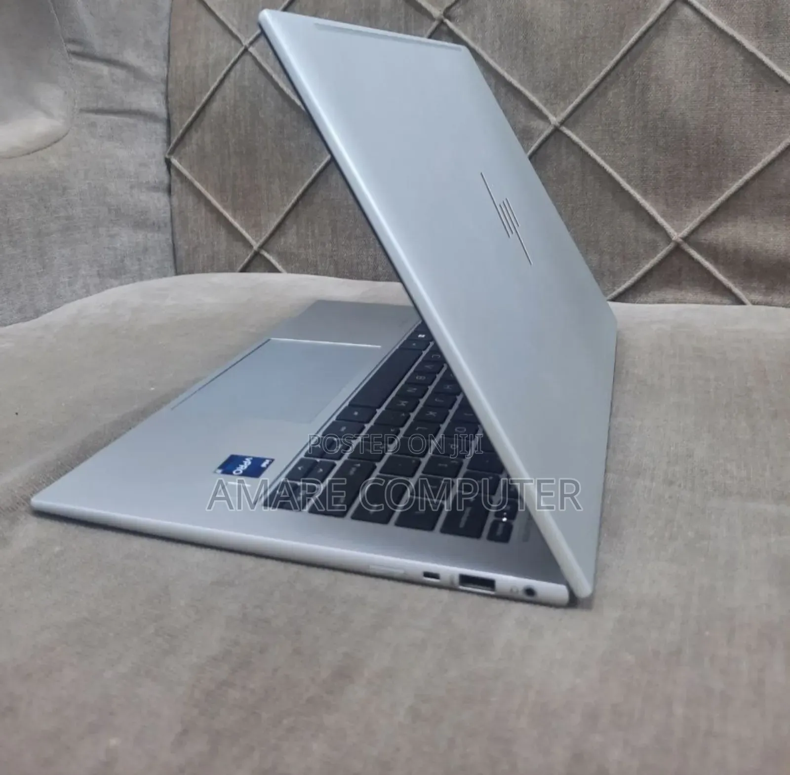 New Laptop HP EliteBook 840 G9 16GB Intel Core i7 SSD 512GB