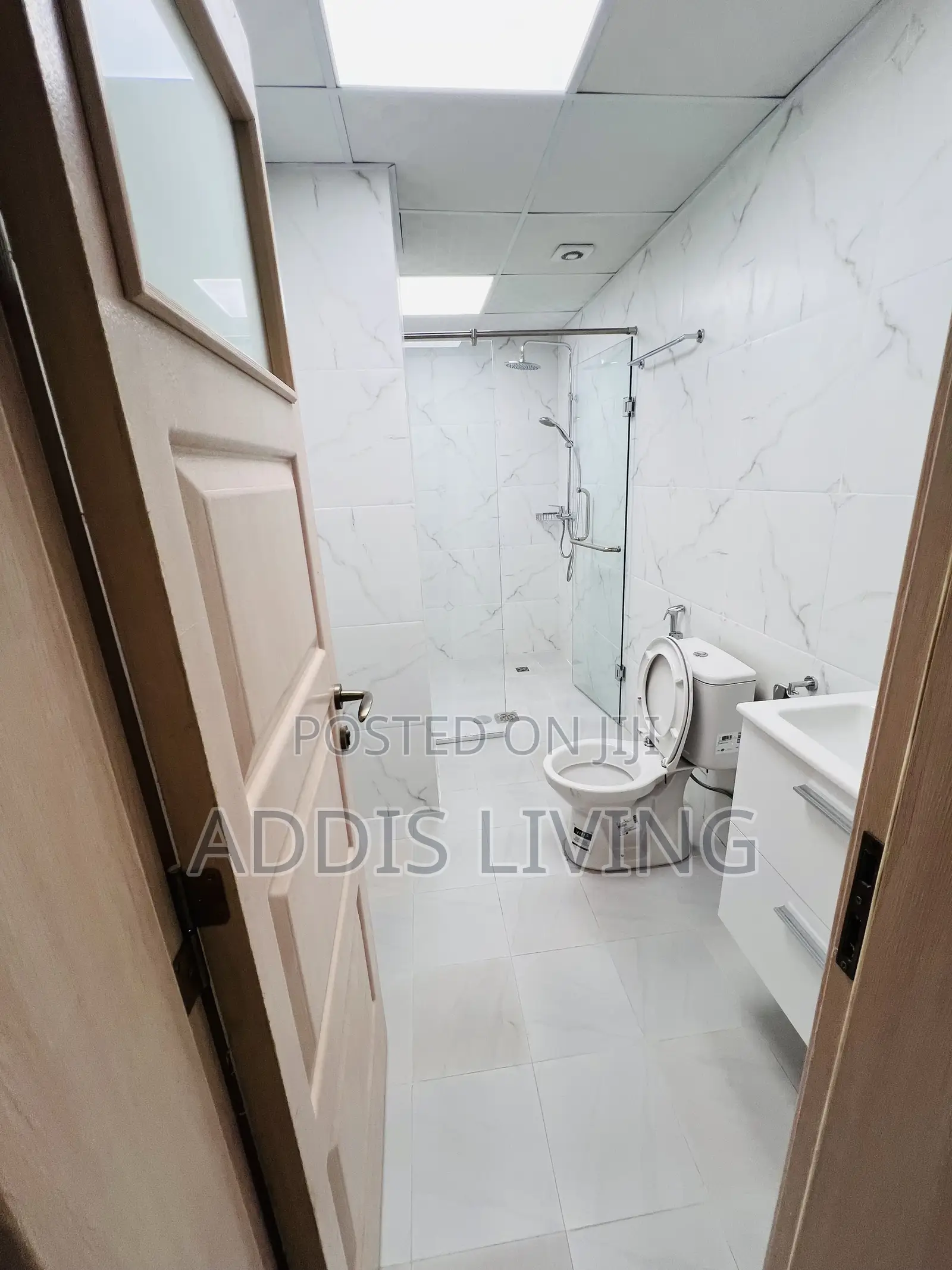 Furnished 4bdrm Apartment in Bole for rent