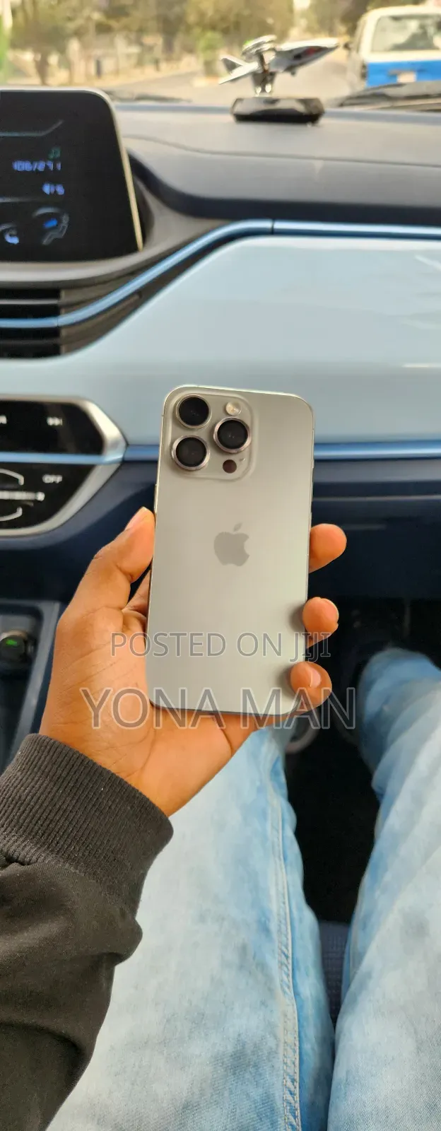 New Apple iPhone 15 Pro 128 GB