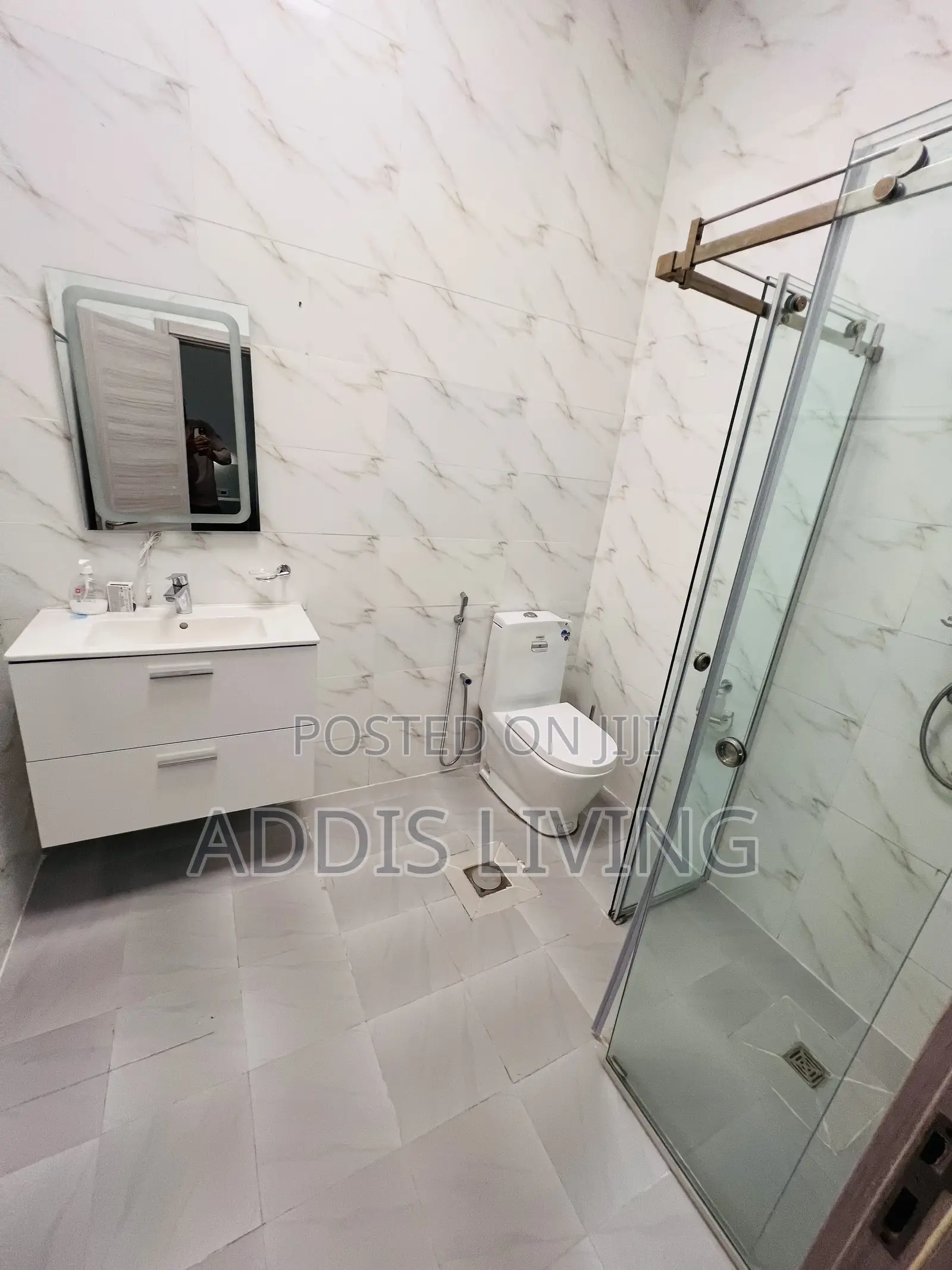 Furnished 4bdrm Penthouse in Bole for rent