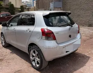 Toyota Yaris 2009 Silver