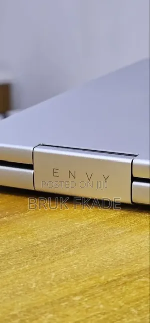 New Laptop HP Envy x360 16GB Intel Core i7 SSD 1T