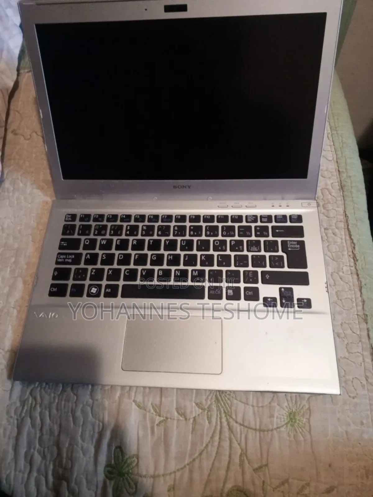 Laptop Sony VAIO SVT13135PNS 4GB Intel Core i5 HDD+SSD 256GB