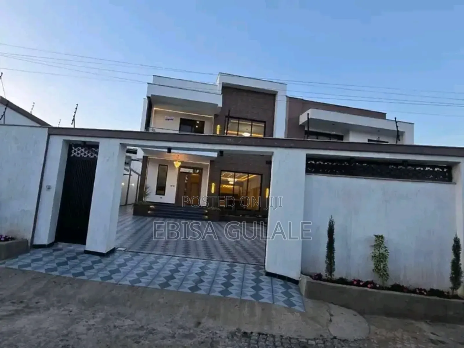 Furnished 6bdrm Farm House in Yeka for sale