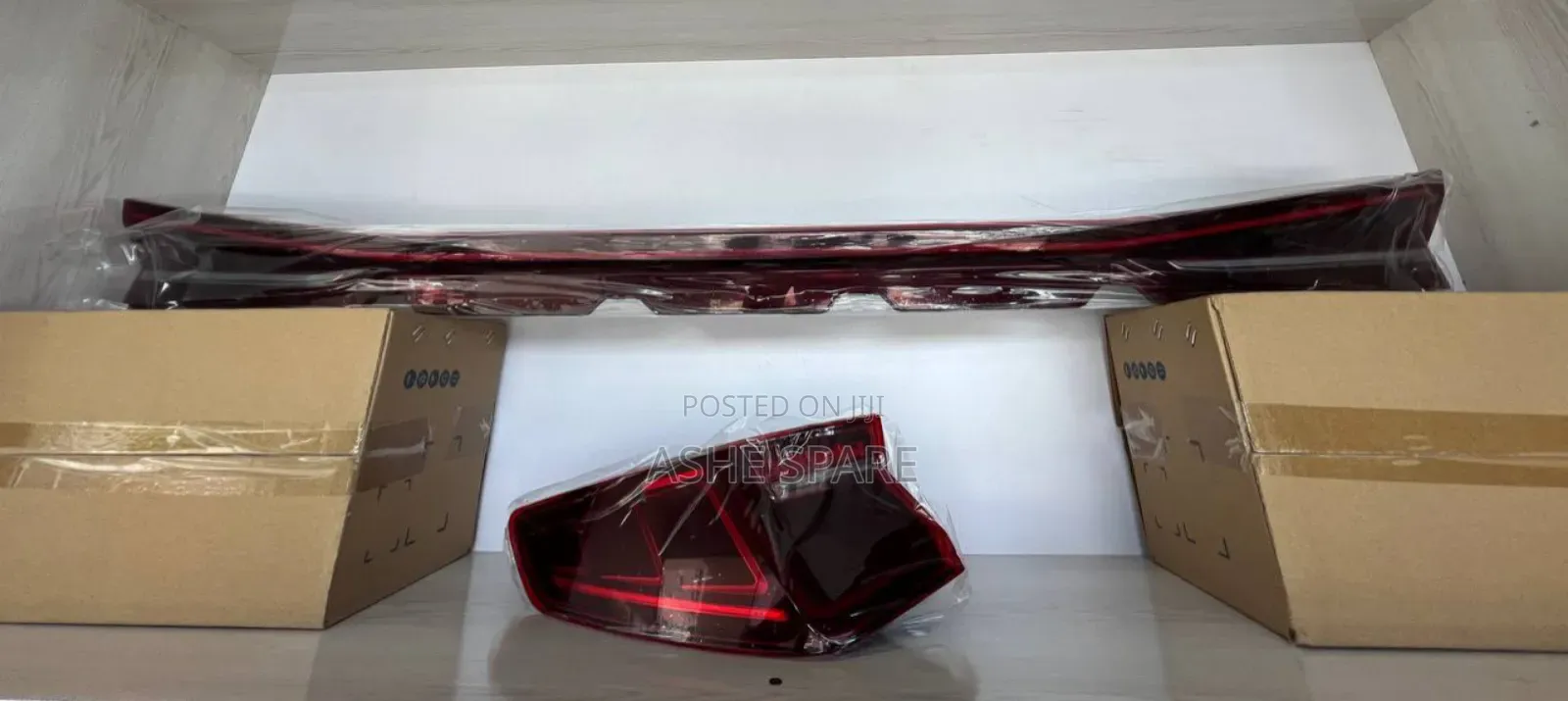 Byd E2 Tailgate Light (የኮፌን ማብራት)