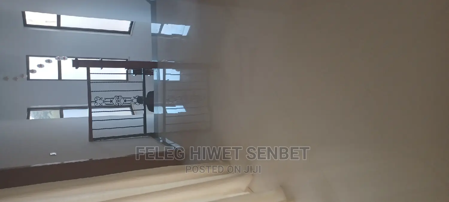 Furnished 6bdrm House in A.A, Bole for Sale